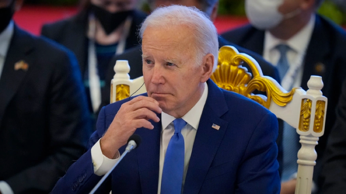 Chủ tịch Hạ viện Mỹ nói điều “mát lòng mát dạ” Tổng thống Joe Biden - Ảnh 2.