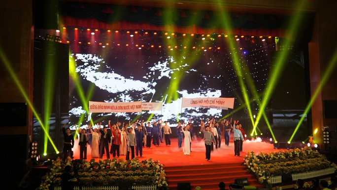 Ra sức học tập, noi gương Thủ tướng Võ Văn Kiệt và các vị cách mạng tiền bối - Ảnh 5.