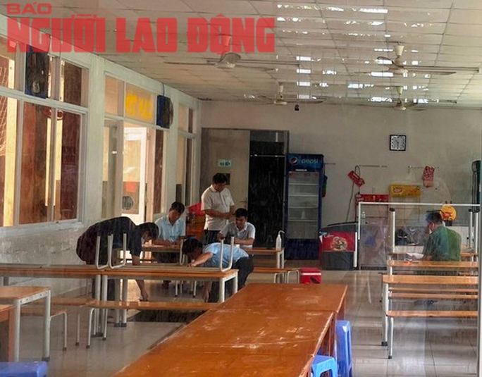 Khởi tố vụ án ngộ độc thực phẩm tại Trường iSchool Nha Trang - Ảnh 1.