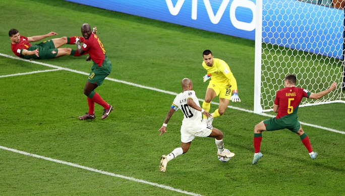 Bồ Đào Nha - Ghana 3-2: Chiến thắng chật vật  - Ảnh 7.