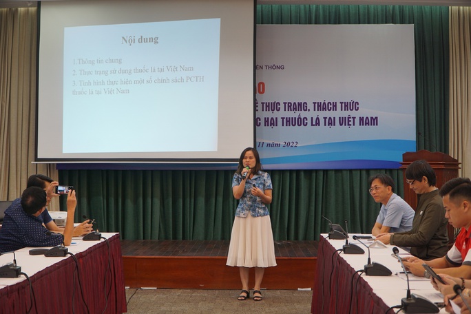 Bà Nguyễn Thị Thu Hương: Đề xuất cấm thuốc lá điện tử ở Việt Nam là hợp lý! - Ảnh 1.