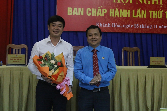 Ông Bùi Hoài Nam được bầu làm chủ tịch LĐLĐ Khánh Hòa - Ảnh 2.
