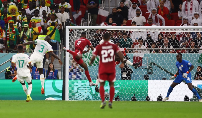 Qatar - Senegal 1- 3: Dấu chấm hết cho chủ nhà - Ảnh 10.