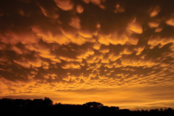 10 kiểu mây hiếm nhất thế giới khiến người xem sửng sốt - Ảnh 9.