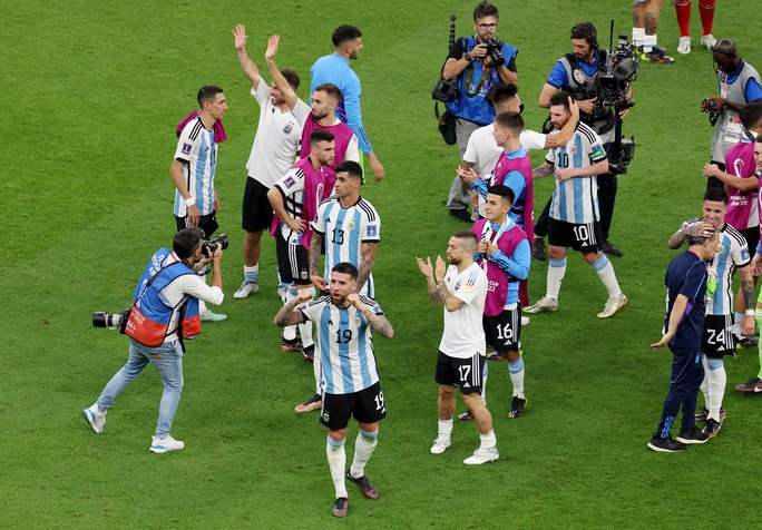 Messi lập siêu phẩm, Argentina bùng nổ hạ Mexico - Ảnh 7.