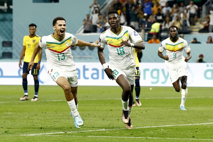 Chiến đấu quả cảm, tuyển Senegal giành vé đi tiếp - Ảnh 15.