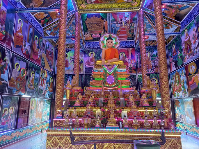 CLIP: Độc đáo ngôi chùa ở Bạc Liêu được công nhận là điểm du lịch tiêu biểu ĐBSCL - Ảnh 7.