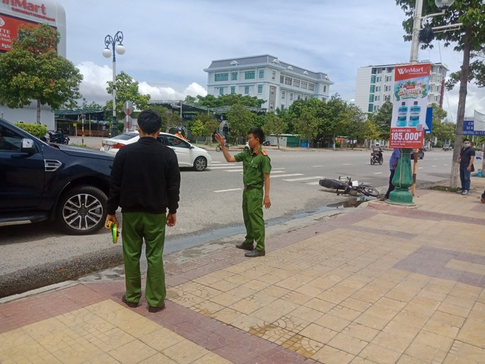 Vụ nữ sinh Ninh Thuận bị tông chết: Công bố kết quả giám định các clip vụ tai nạn - Ảnh 1.
