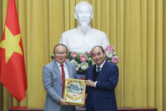 Chủ tịch nước: Việt Nam luôn bảo vệ quyền lợi chính đáng cộng đồng người Hàn Quốc - Ảnh 2.