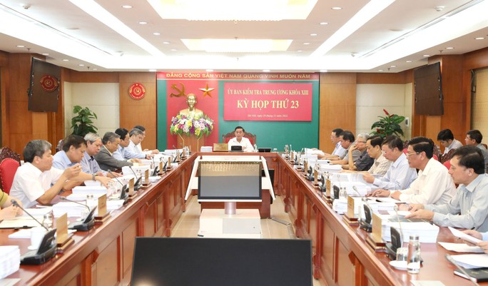UBKT Trung ương kỷ luật nhiều lãnh đạo tỉnh Thanh Hóa, Nam Định, Bình Dương - Ảnh 1.
