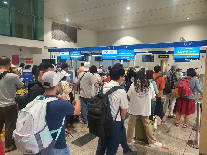 Sân bay Tân Sơn Nhất sẽ đón lượng hành khách kỷ lục  - Ảnh 1.