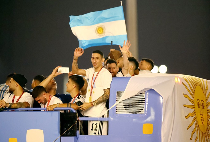 Messi khó chia tay tuyển Argentina sau ngôi vô địch World Cup - Ảnh 6.