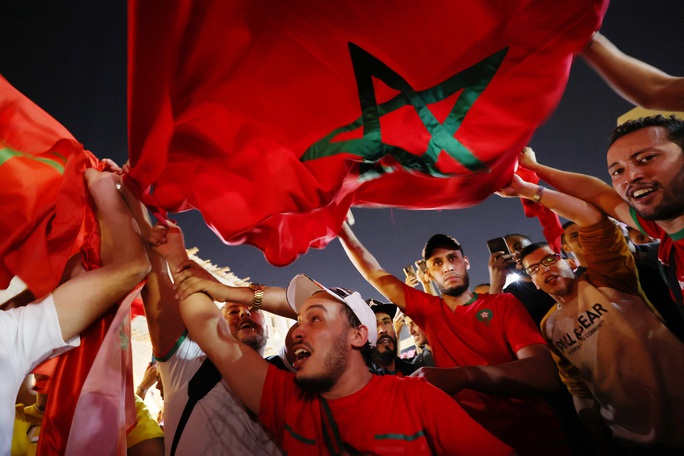 Người hâm mộ xứ Ả Rập hướng về tuyển Morocco - Ảnh 5.