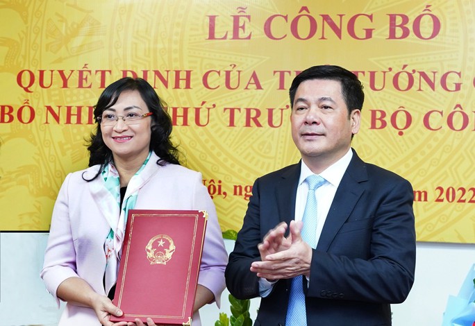 Công bố quyết định bổ nhiệm Thứ trưởng Bộ Công Thương Phan Thị Thắng - Ảnh 1.