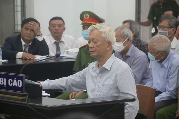 Xét xử nhiều cựu lãnh đạo tỉnh Khánh Hòa: Nếu có tội thì xin giảm nhẹ - Ảnh 2.