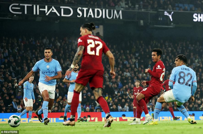 Đại chiến League Cup, Liverpool nhường bước Man City ở trận cầu 5 bàn thắng - Ảnh 3.