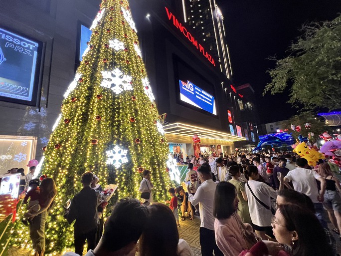 Những điểm vui chơi cực chất dịp Noel và Tết Dương lịch 2023 - Ảnh 32. Những điểm vui chơi cực chất dịp Noel và Tết Dương lịch 2023 - Ảnh 32.