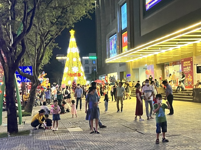 Những điểm vui chơi cực chất dịp Noel và Tết Dương lịch 2023 - Ảnh 34. Những điểm vui chơi cực chất dịp Noel và Tết Dương lịch 2023 - Ảnh 34.