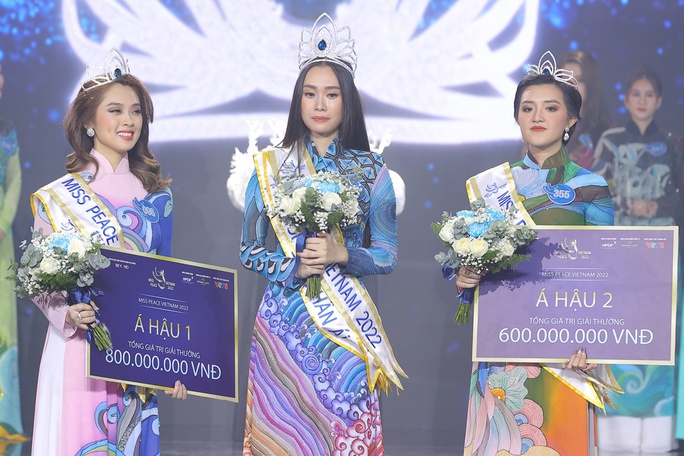 Huỳnh Thị Thanh Thủy khép lại kỷ lục 11 người đẹp lên ngôi Hoa hậu trong năm 2022 - Ảnh 4.