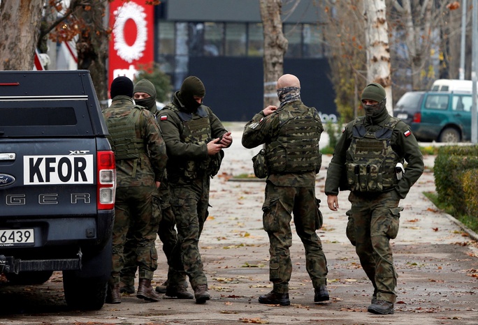 Serbia báo động quân đội ở biên giới với Kosovo - Ảnh 2.