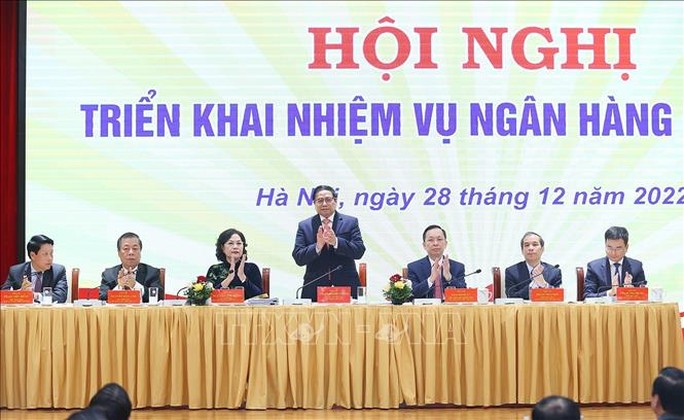 Thủ tướng dự hội nghị triển khai nhiệm vụ ngân hàng năm 2023 - Ảnh 1.