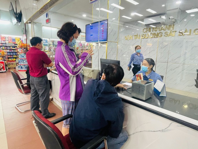 Nhu cầu đi lại dịp Tết tăng dần - Ảnh 2.