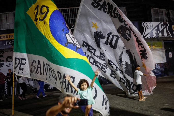 Brazil tổ chức quốc tang 3 ngày để tưởng nhớ Vua bóng đá Pele - Ảnh 3.