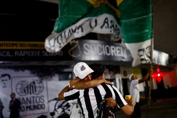 Brazil tổ chức quốc tang 3 ngày để tưởng nhớ Vua bóng đá Pele - Ảnh 2.