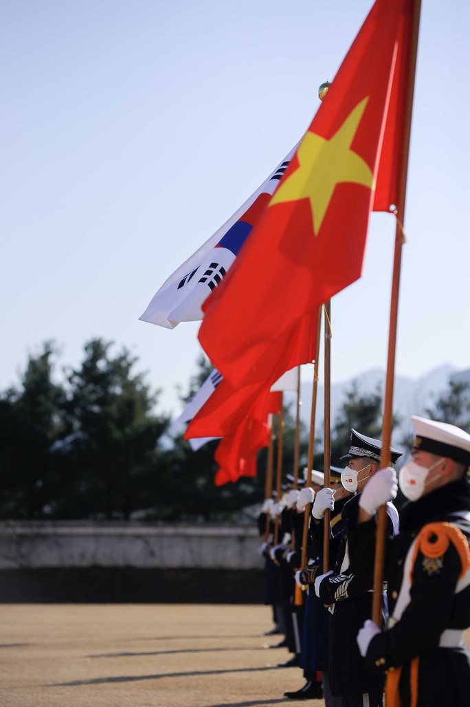 Hàn Quốc bắn 21 loạt đại bác, nghi thức cao nhất chào mừng Chủ tịch nước Nguyễn Xuân Phúc - Ảnh 6.