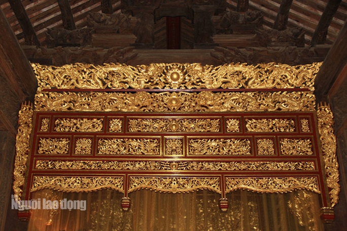 Bên trong Chính điện bằng gỗ lim lớn nhất Việt Nam có gì đặc biệt? - Ảnh 11.