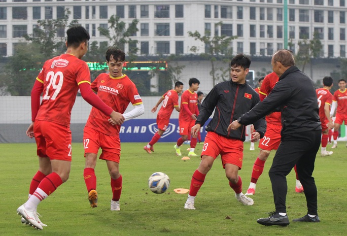 Đội tuyển Việt Nam - Trung Quốc: Chờ điểm số đầu tiên ở vòng loại cuối World Cup - Ảnh 2.