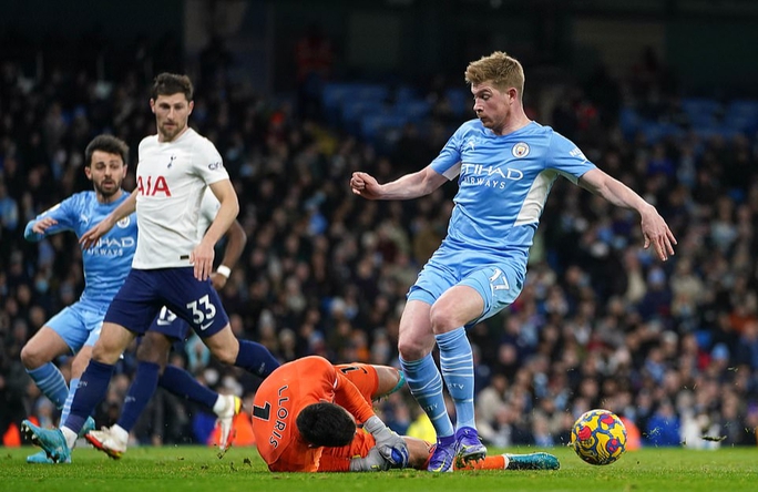 Harry Kane tỏa sáng, Tottenham quật ngã Man City tại Etihad - Ảnh 3.