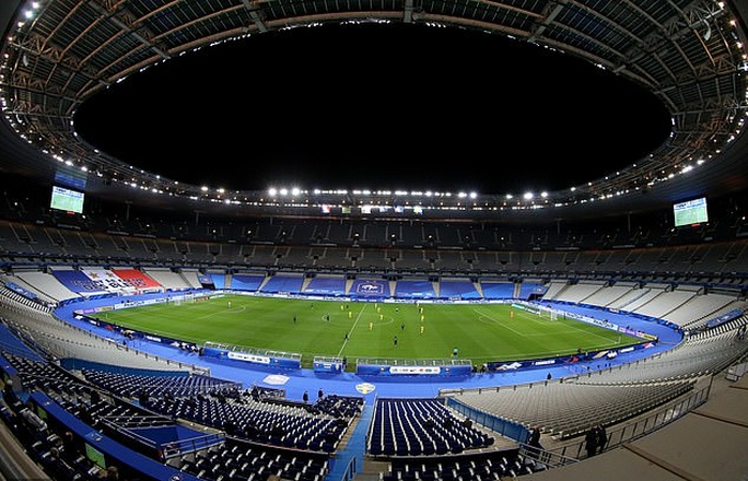 Nga bị tước quyền đăng cai, chung kết Champions League thi đấu tại Paris - Ảnh 2.