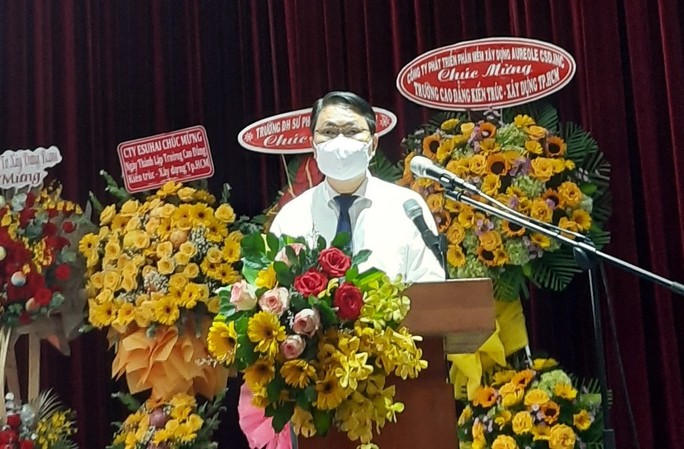 Ông Nguyễn Tùng Lâm làm Hiệu trưởng Trường Cao đẳng Kiến trúc - Xây dựng TP HCM - Ảnh 1.