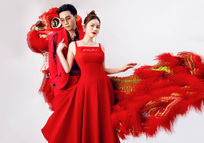 Lý Nhã Kỳ rực rỡ với váy yếm ngày xuân - Ảnh 3.