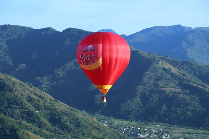 Lẫn đầu tiên có Lễ hội Khinh khí cầu quốc tế, quảng bá du lịch Tuyên Quang - Ảnh 4.