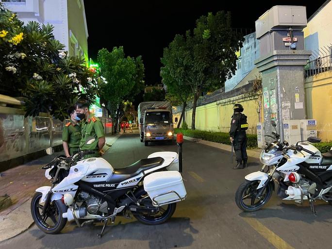 Vì sao đến bây giờ bà Nguyễn Phương Hằng mới bị bắt? - Ảnh 2. Vì sao đến bây giờ bà Nguyễn Phương Hằng mới bị bắt? - Ảnh 2.