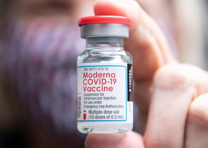 Bộ Y tế bổ sung liều tiêm 0,25 ml đối với vắc-xin Covid-19 của Moderna - Ảnh 1.