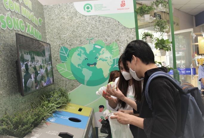 Khởi động Ngày hội tái chế năm 2022 - Ảnh 1.