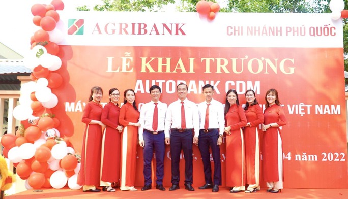 Agribank Phú Quốc khai trương thêm máy gửi, rút tiền tự động tại Gành Dầu - Ảnh 4.