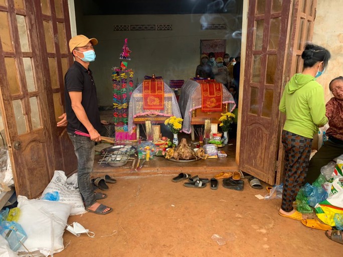 Lao xuống ao cứu em, 2 học sinh chết đuối thương t&acirc;m - Ảnh 2.