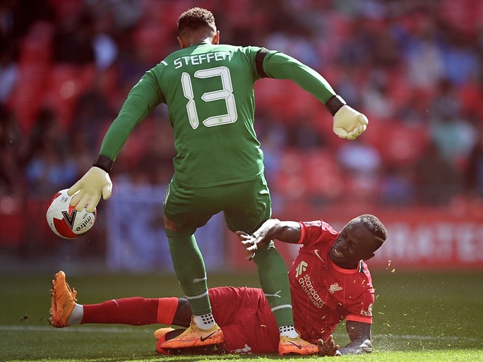 Rượt đuổi thót tim ở bán kết FA Cup, Man City trắng tay trước Liverpool - Ảnh 3.