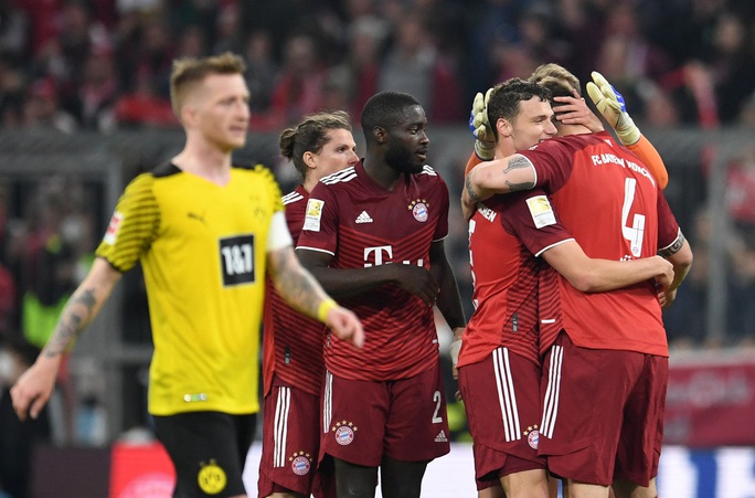Đánh bại Dortmund, Bayern Munich lần thứ 10 liên tiếp vô địch Bundesliga - Ảnh 2.