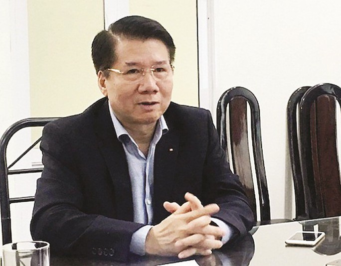 Nguyên thứ trưởng Bộ Y tế Trương Quốc Cường hầu tòa vụ thuốc ung thư giả - Ảnh 1.