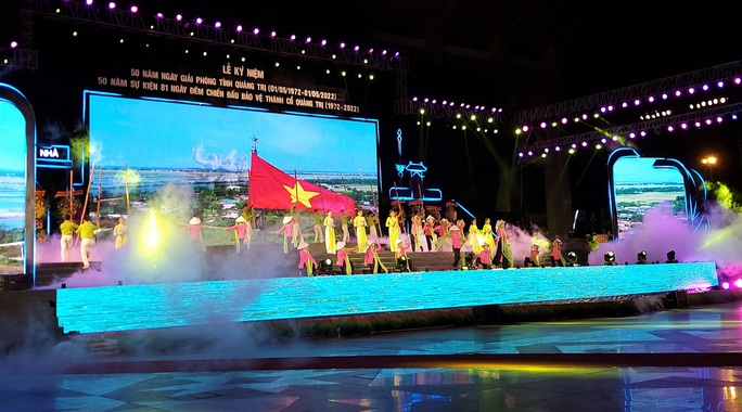 Xúc động lễ kỷ niệm 50 năm giải phóng tỉnh Quảng Trị - Ảnh 1.
