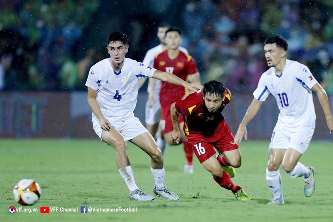 Soi kèo bảng A: U23 Việt Nam quyết thắng Myanmar, tranh ngôi đầu - Ảnh 1.