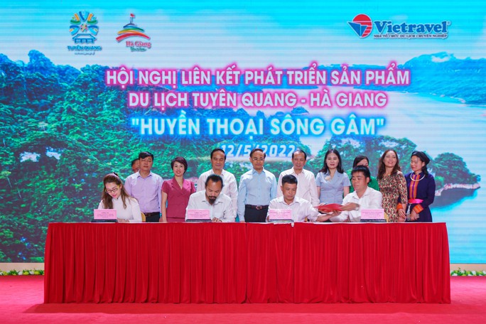 Thúc đẩy du lịch Hà Giang, Tuyên Quang bằng sản phẩm liên kết mới - Ảnh 1.