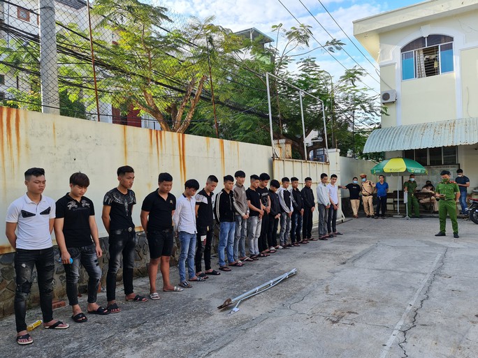 Đà Nẵng: Khởi tố, bắt giam hàng loạt thanh niên hỗn chiến, náo loạn phố biển - Ảnh 4.