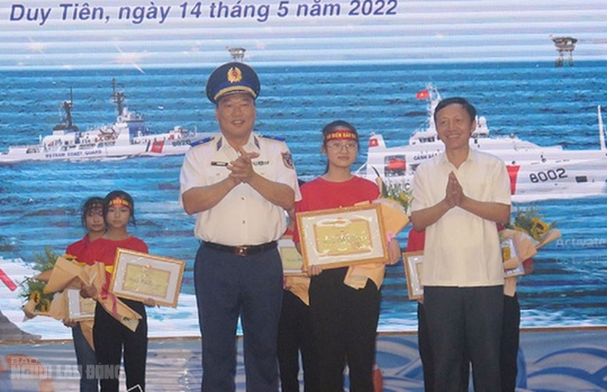 Bộ Tư lệnh Cảnh sát biển phối hợp tổ chức cuộc thi Em yêu biển, đảo quê hương - Ảnh 3.