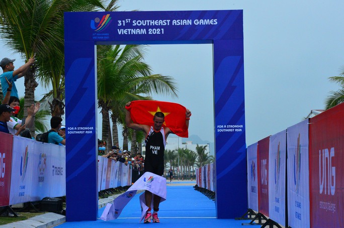 Nhật ký SEA Games 31 ngày 15-5: Nguyễn Ngọc Trường Sơn giành HCV cờ tiêu chuẩn - Ảnh 9.